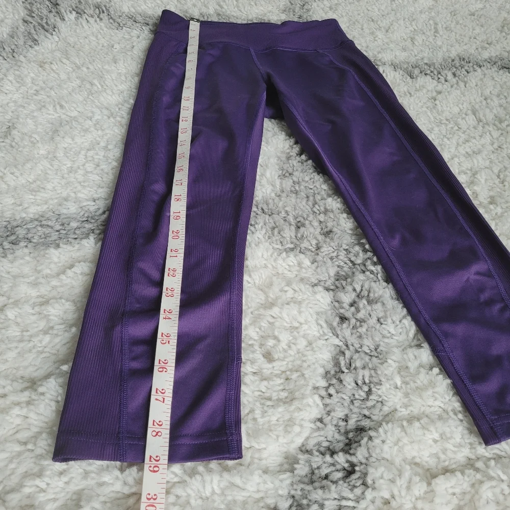Purple Cropped Leggings | Size Small | tek gear - Picture 3 of 7